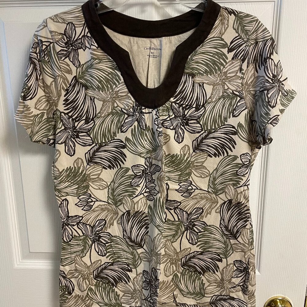 Ladies short sleeve shirt  Croft and Barrow extra large xl